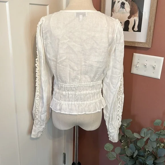 Los Angeles Atelier & other stories | white | linen | delicate | vneck | shirt - Picture 8 of 13